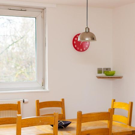 Spacious Central 3 Bedroom Apartment In Old Street Лондон Экстерьер фото