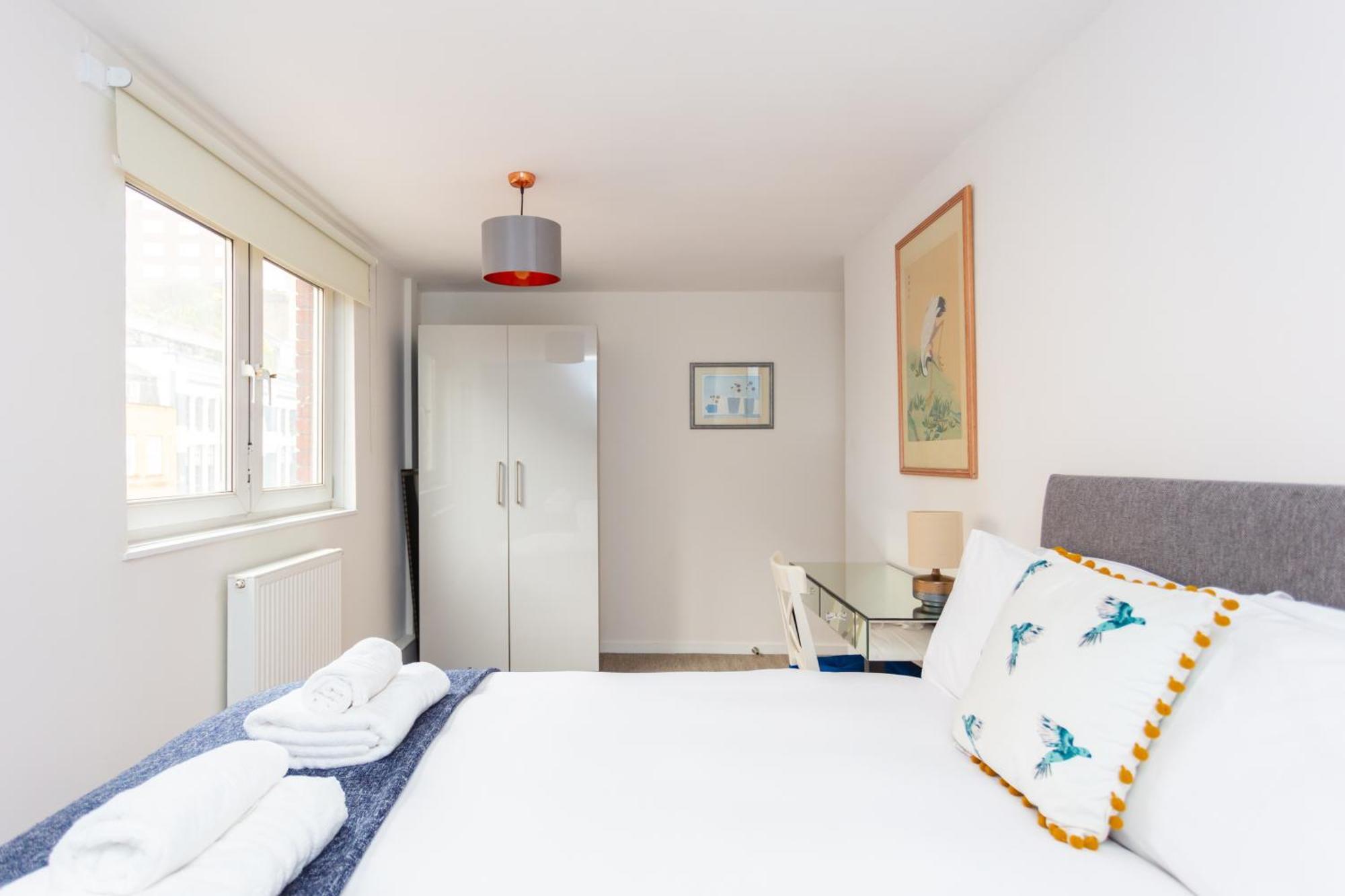 Spacious Central 3 Bedroom Apartment In Old Street Лондон Экстерьер фото