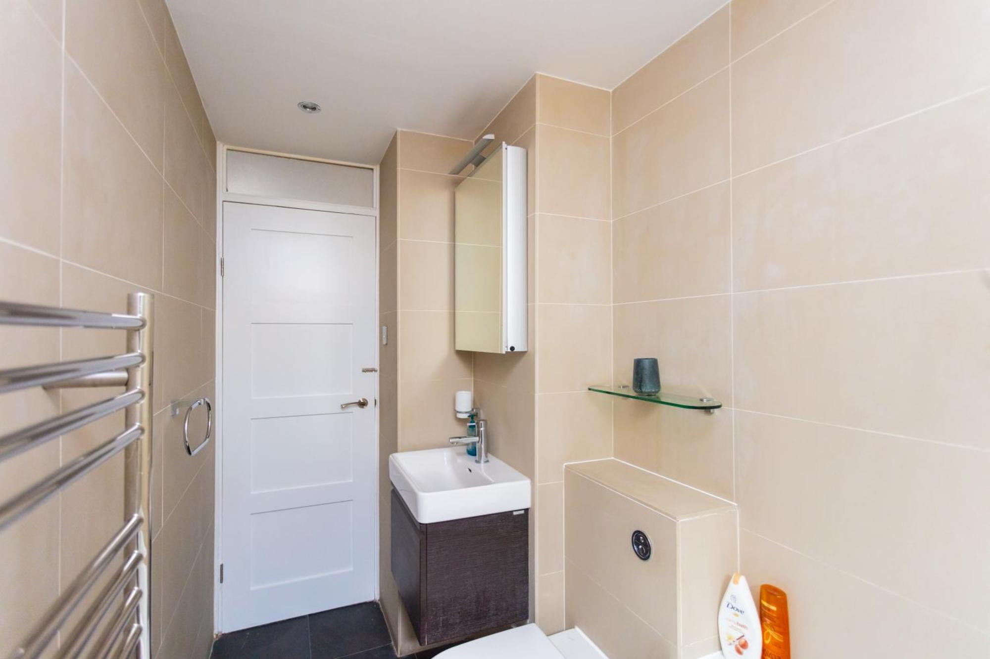 Spacious Central 3 Bedroom Apartment In Old Street Лондон Экстерьер фото